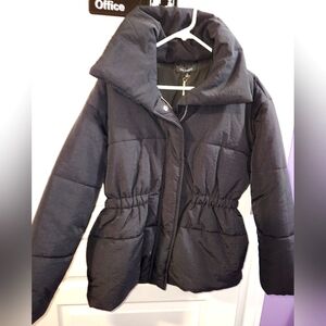 Blu Pepper puffy jacket. sz small